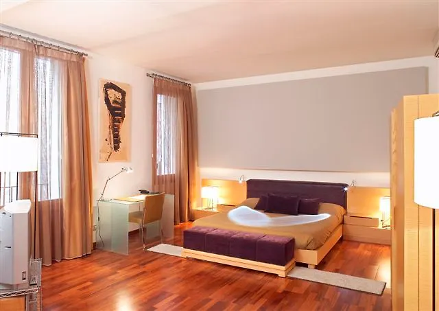 Mercer House Boria Bcn Barcelona Spanje